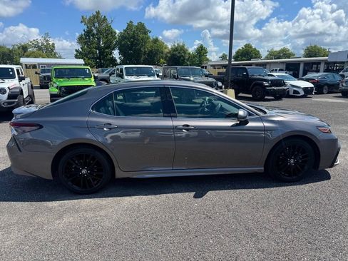 Used 2024 Toyota Camry XSE FWD image 4