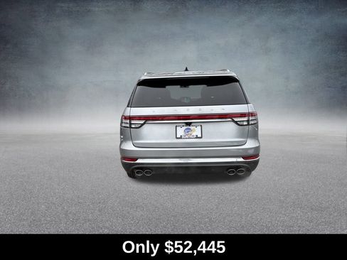 Used 2024 Lincoln Aviator Reserve image 4
