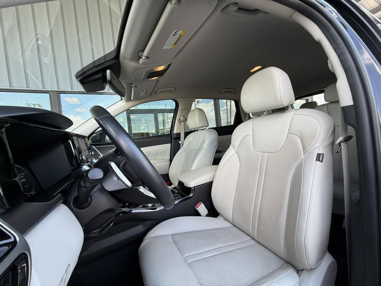 Used 2022 Kia Sorento AWD SX Prestige Plug-In Hybrid image 14