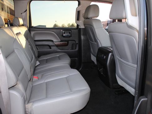 Used 2015 GMC Sierra 2500 SLT w/ Duramax Plus Package image 19