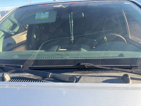 Used 2018 Nissan Frontier SV image 4