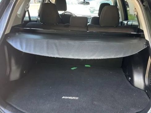 Used 2015 Toyota RAV4 XLE AWD/4WD image 30