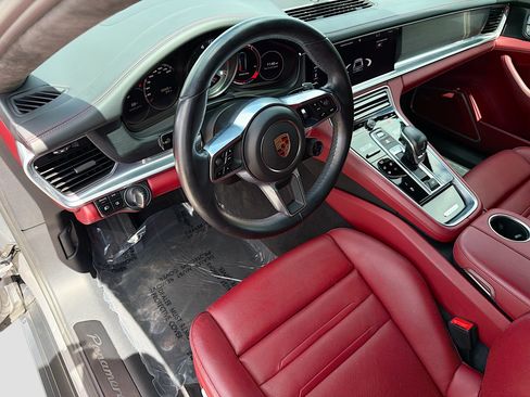 Used 2019 Porsche Panamera GTS AWD/4WD image 25