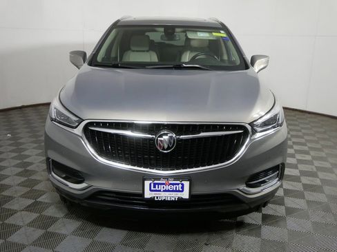 Used 2018 Buick Enclave Premium w/ Experience Buick Package image 8