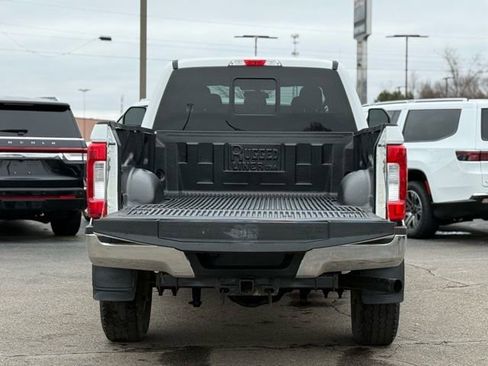 Used 2019 Ford F250 XLT image 28