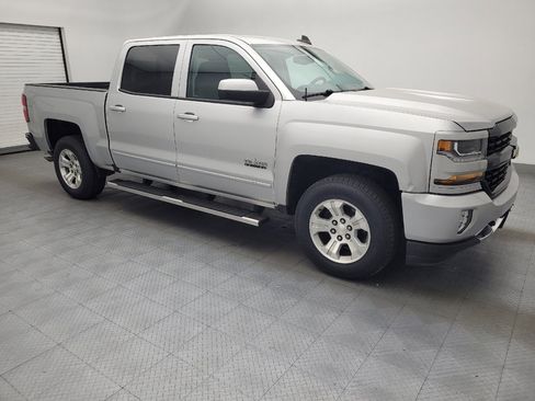 Used 2018 Chevrolet Silverado 1500 LT w/ Texas Edition image 11
