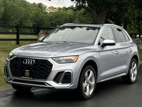 Used 2023 Audi Q5 2.0T Premium Plus w/ Premium Plus Package AWD/4WD image 26