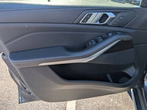 Used 2019 BMW X5 xDrive40i w/ Convenience Package image 13