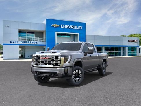 New 2025 GMC Sierra 2500 Denali w/ Denali Reserve Package image 16