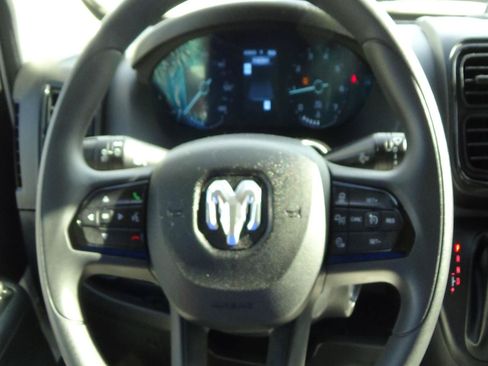 Used 2025 RAM ProMaster 2500 w/ Safety Group FWD image 13