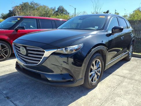 Used 2018 MAZDA CX-9 Touring w/ Touring Premium Package image 3