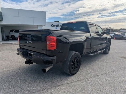 Used 2017 Chevrolet Silverado 2500 LTZ w/ Duramax Plus Package image 4