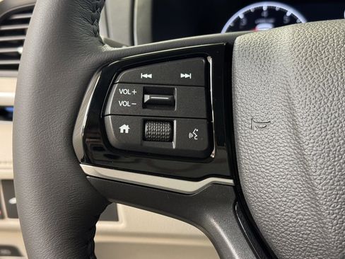 Used 2026 Honda Odyssey Touring image 37