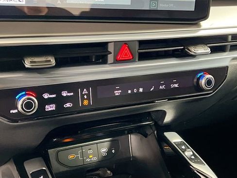 New 2026 Kia Sorento SX Prestige image 16