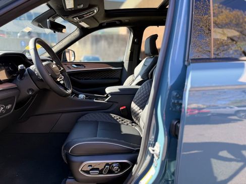 New 2026 Jeep Grand Cherokee Summit AWD/4WD image 21