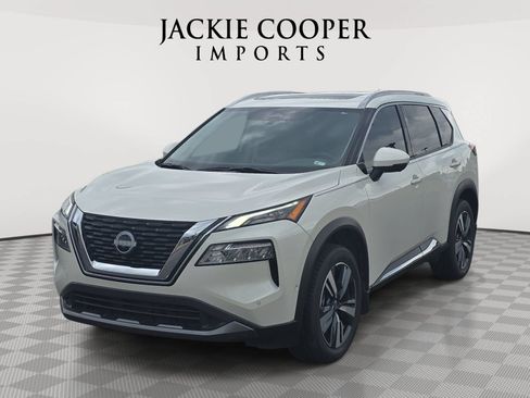 Used 2023 Nissan Rogue SL w/ SL Premium Package FWD image 1