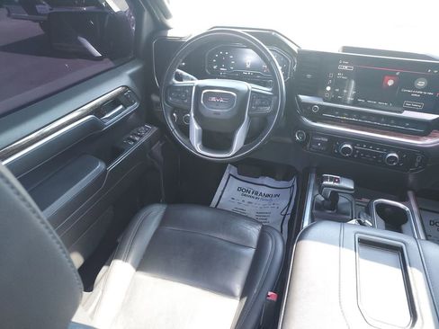 Used 2022 GMC Sierra 1500 Elevation w/ Elevation Premium Package AWD/4WD image 15