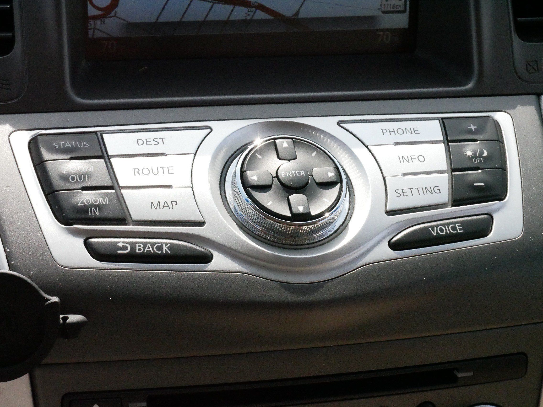 Used 2012 Nissan Murano LE w/ Platinum Pkg AWD/4WD image 23