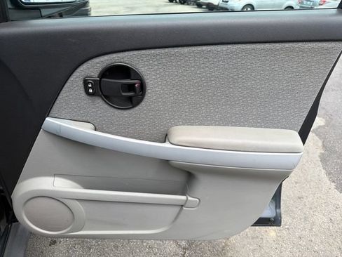 Used 2009 Chevrolet Equinox LT AWD/4WD image 23