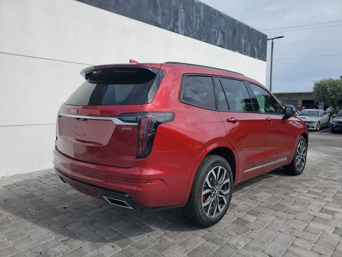 Used 2024 Cadillac XT6 Sport w/ Technology Package AWD/4WD image 6