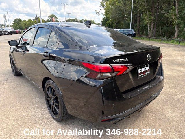 Used 2020 Nissan Versa SR FWD image 3