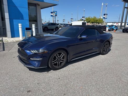 Used 2018 Ford Mustang Premium w/ Equipment Group 201A image 2