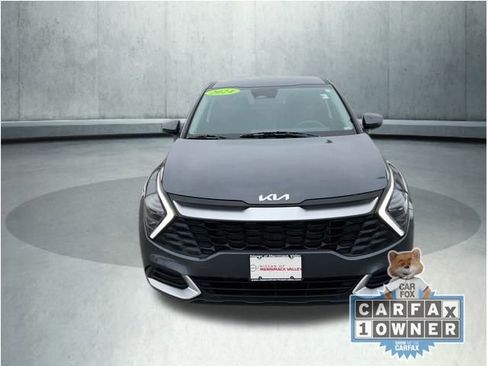 Used 2024 Kia Sportage LX image 2