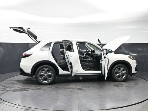 Used 2026 Honda HR-V LX image 32