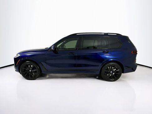 Used 2024 BMW X7 xDrive40i w/ M Sport Package image 5