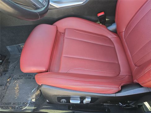 Used 2023 BMW 330i 330i w/ M Sport Package image 15