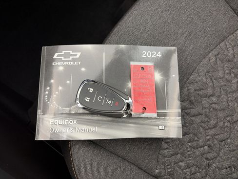 Certified 2024 Chevrolet Equinox LT w/ LPO, Floor Liner Package image 32