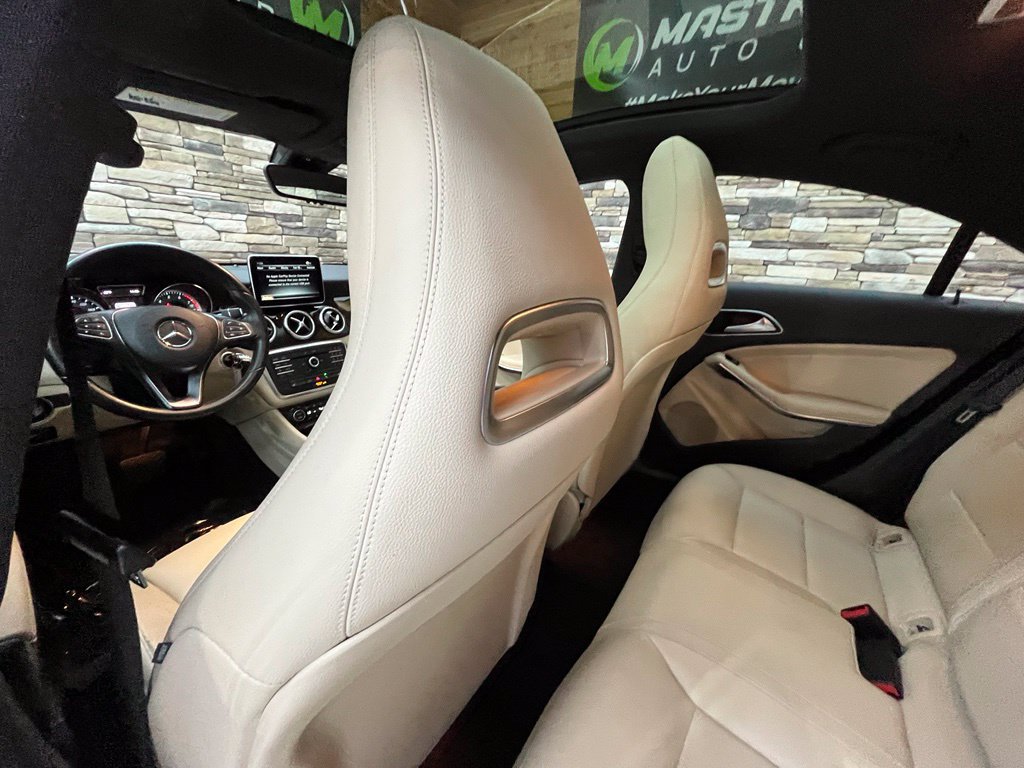 Used 2016 Mercedes-Benz CLA 250 4MATIC image 33