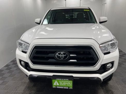 Used 2023 Toyota Tacoma SR5 AWD/4WD image 2