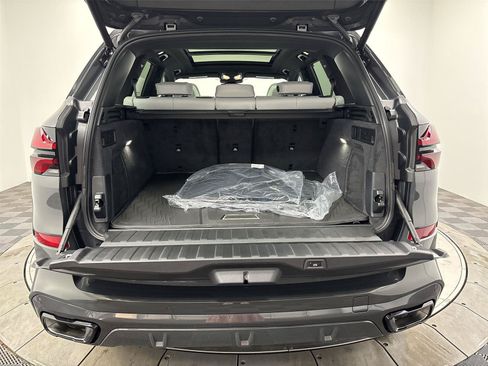 New 2026 BMW X5 xDrive40i w/ Executive Package AWD/4WD image 21