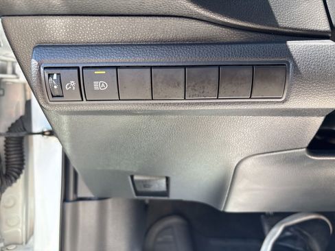 Used 2022 Toyota Corolla LE FWD image 19