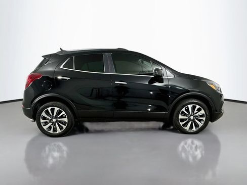 Used 2021 Buick Encore Preferred AWD/4WD image 9
