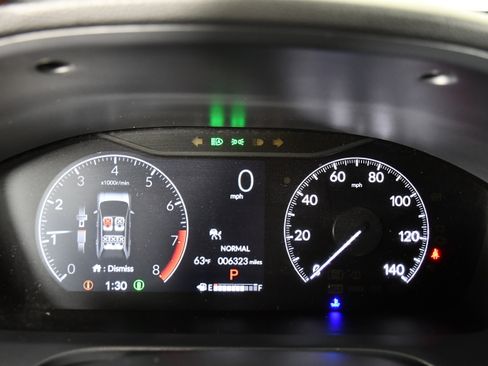Certified 2025 Honda HR-V Sport image 18