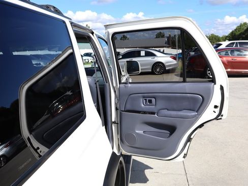 Used 1999 Toyota 4Runner SR5 w/ Upgrade Value Pkg 2 RWD image 41