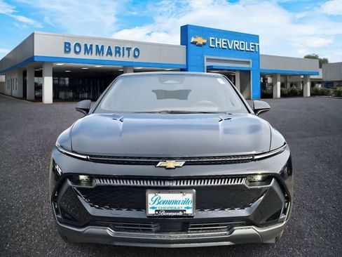 New 2026 Chevrolet Equinox EV LT image 5