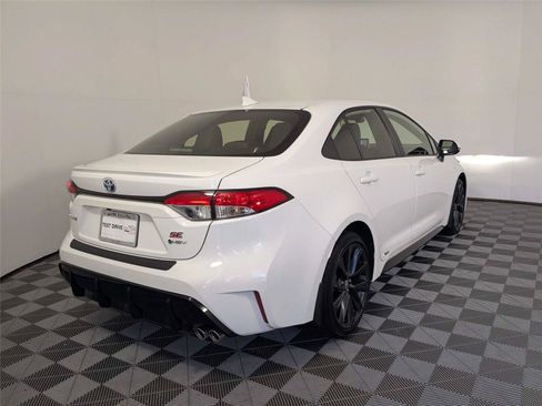 Certified 2025 Toyota Corolla SE w/ SE Premium Package AWD/4WD image 6