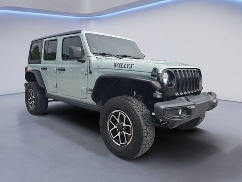 Used 2023 Jeep Wrangler Unlimited Sport AWD/4WD image 8