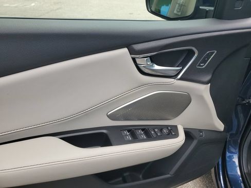 Certified 2025 Acura RDX SH-AWD w/ Advance Package image 25