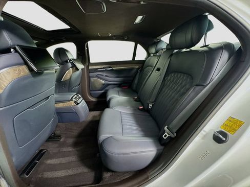 Used 2021 Genesis G90 5.0 Ultimate AWD/4WD image 27