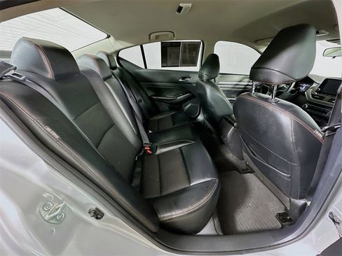 Used 2023 Nissan Altima 2.5 SR image 9