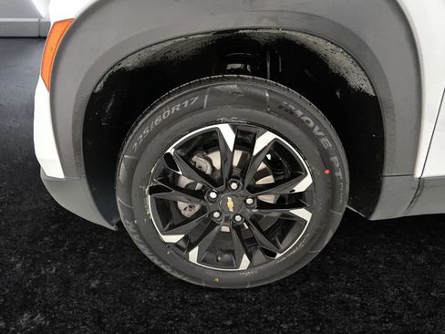 Used 2022 Chevrolet TrailBlazer LT w/ Convenience Package image 27