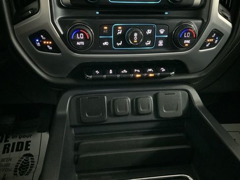 Used 2018 GMC Sierra 1500 SLT AWD/4WD image 45