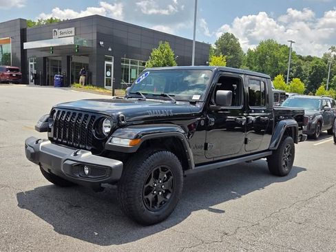 Used 2022 Jeep Gladiator Sport AWD/4WD image 3