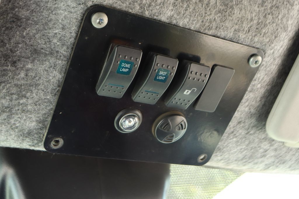 Used 2021 Ford Transit 350 DRW RWD image 28