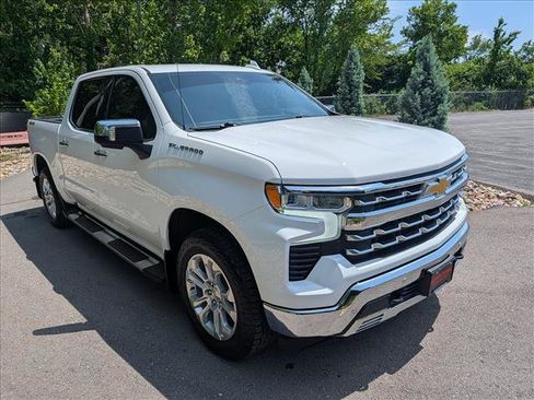 Used 2023 Chevrolet Silverado 1500 LTZ AWD/4WD image 7