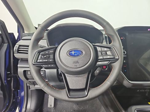 New 2026 Subaru Crosstrek 2.5i Limited w/ Crosstrek Mirror Package image 15